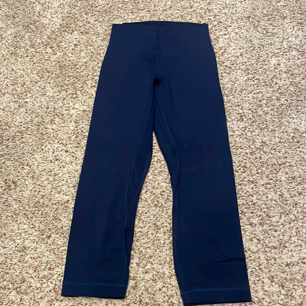 Crop navy blue lululemon aligns